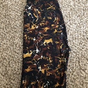 NWOT tc lularoe leggings! Animals and hunters!